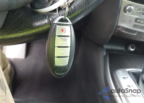 2013 Infiniti Jx35 z USA, uszkodzony, nr VIN 5N1AL0MM9DC321401